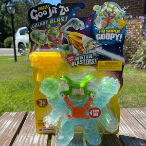 Rare Goo Jit Zu Galaxy Blast Orbitox